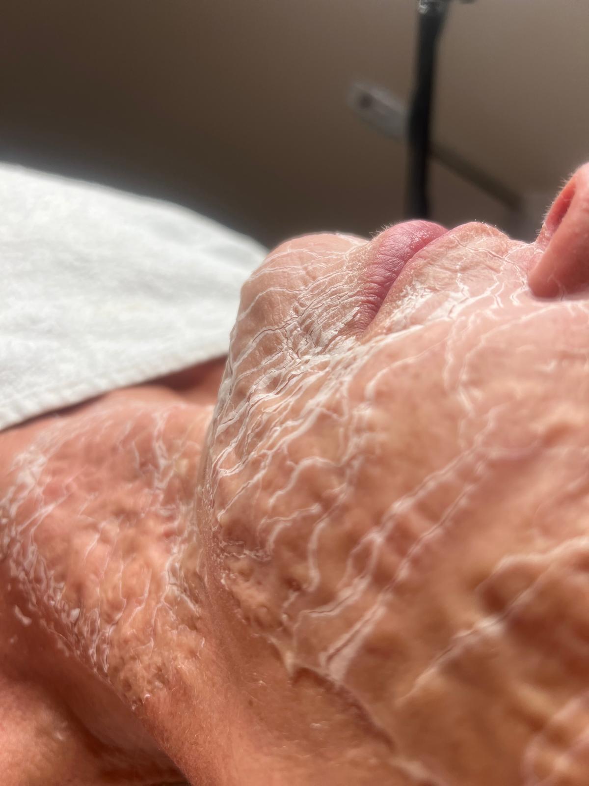 Behandlungszubehör und Pflegeprodukte